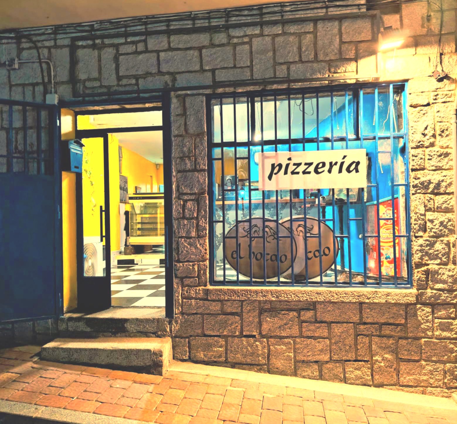 Fachada de Pizzería El Bocao